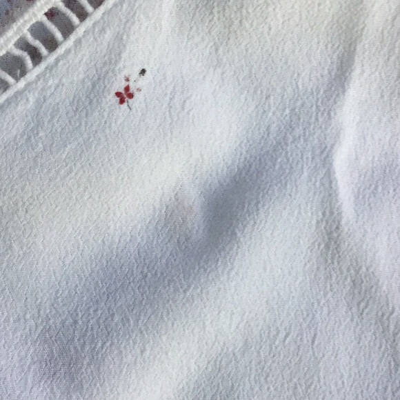 Current Air- cold shoulder white floral blouse - Picture 5 of 5